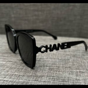 Chanel Square Sunglasses CH5422B